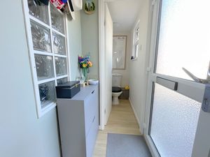 Hastings Place- click for photo gallery